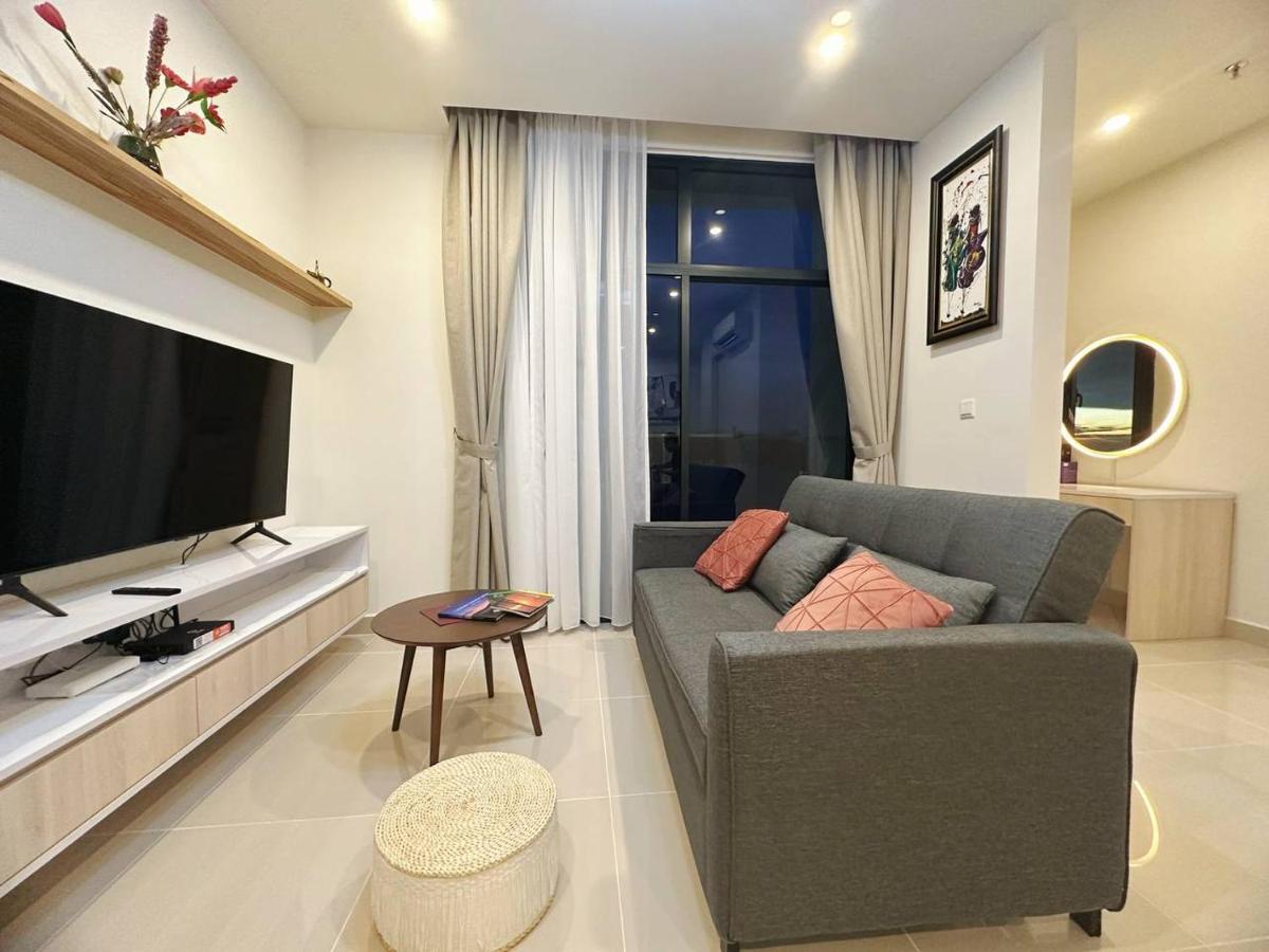 Sunset Seaview Studio Apartment At Kota Kinabalu City Centre Exteriör bild